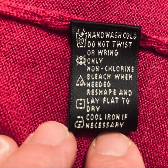 August Silk Fuchsia Puckered Cardigan - Picture 10 of 10